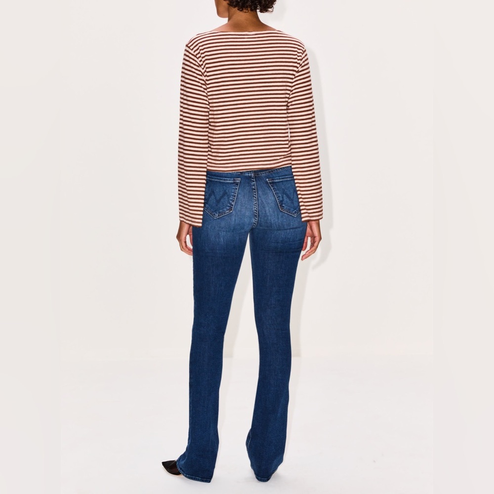 ⭐️ MOTHER High Waisted Runaway Jeans in
Start Your Engines 30 - Picture 5 of 15